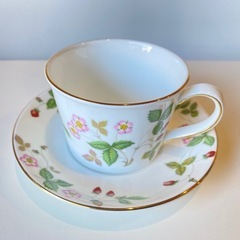 新品未使用 WEDGWOOD ワイルドストロベリー カップ&ソー...