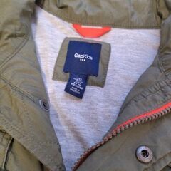 GapKids/ギャップキッズ☆男児カーキーアウター［サイズ110］の画像