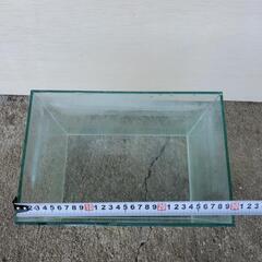 GEX 30㎝水槽の画像