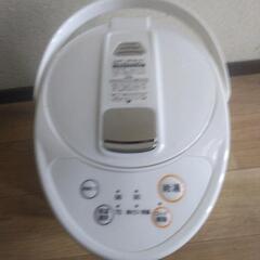 電気ポット　2、2L　ベルソス