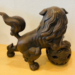 玉乗り獅子　ブロンズ像の画像
