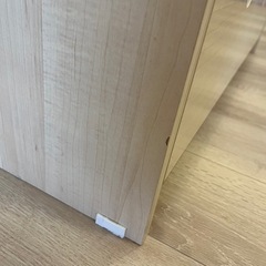 絵本おもちゃ棚の画像