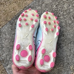 プーマ　サッカー　スパイク　ジュニア　キッズ　21の画像