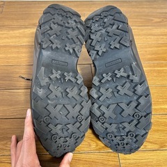 BURBERRY人気のアーサースニーカーの画像