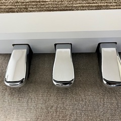 電子ピアノ Roland F-140R-WH の画像