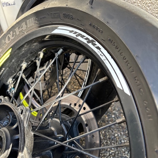 最終値下げKDX125モタードホイールタイヤセット (大ちゃん) 滝尾