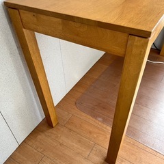 木製ワークデスク(ケーブル穴・電源タップ受け・引き出し付)の画像