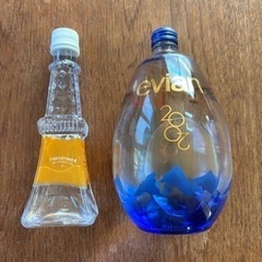 2002年のエビアンイアーボトルと東京タワーナチュラルミネラルウォーター(ボトル)売りますの画像