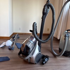 日立　サイクロン掃除機
