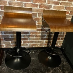 カウンターチェアの画像