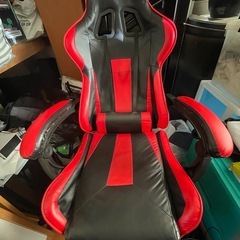 ゲーミングチェアー