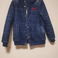 青い冬のジャケット