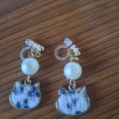 完売。ネコの樹脂ノンホールピアス(イヤリング)♡