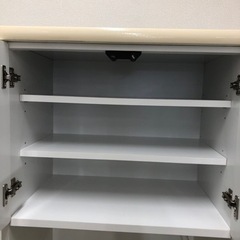レンジボード4枚扉ホワイト (トレファク堺福田店) 北野田の家具の中古あげます・譲ります｜ジモティーで不用品の処分