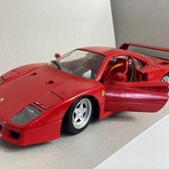 フェラーリF40 1/18