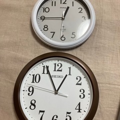 掛け時計2個