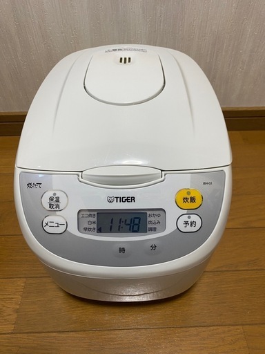 2020年製❄️タイガー魔法瓶(TIGER) 炊飯器 1升 マイコン 調理メニュー付き 炊きたて ホワイト JBH-G181W(12c)
