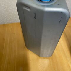 トヨトミ石油ファンヒーター2017年製の画像