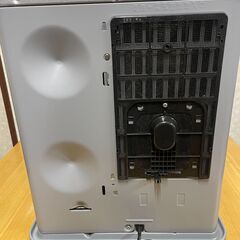 トヨトミ石油ファンヒーター2017年製の画像