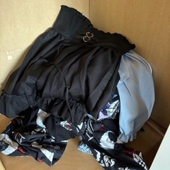 服色々詰め合わせ！　引っ越しの為本日の17時半まで!の画像