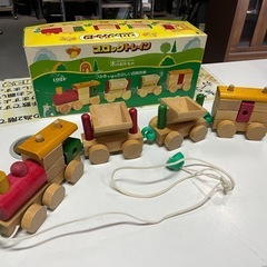 ニチガン ブロックトレイン 木のおもちゃ 積み木もできる楽しい四...