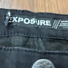 デニムパンツの画像