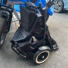エアータイヤ式三輪ベビーカー　マキシコシ付きの画像