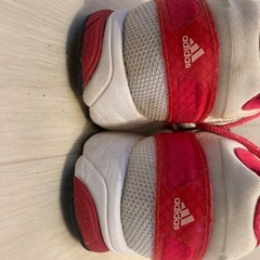 アディダス  adidasランニングシューズ  アディゼロ　白xピンク25.0cmの画像