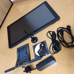 (美品)HUION 液タブ Kamvas 22 液晶タブレット