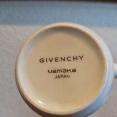 未使用箱付き　GIVENCHYのマグカップセットの画像