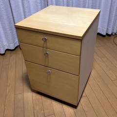 キャビネット (くろちゃん) 北山田の収納家具《キャビネット》の中古あげます・譲ります｜ジモティーで不用品の処分