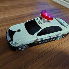 【トイコー】バス、パトカー、ゴミ収集車のセットの画像