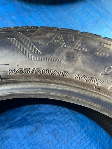 ブリヂストン ALENZA 245/50R19 105W タイヤ 2本セット（パンク修理後あり）