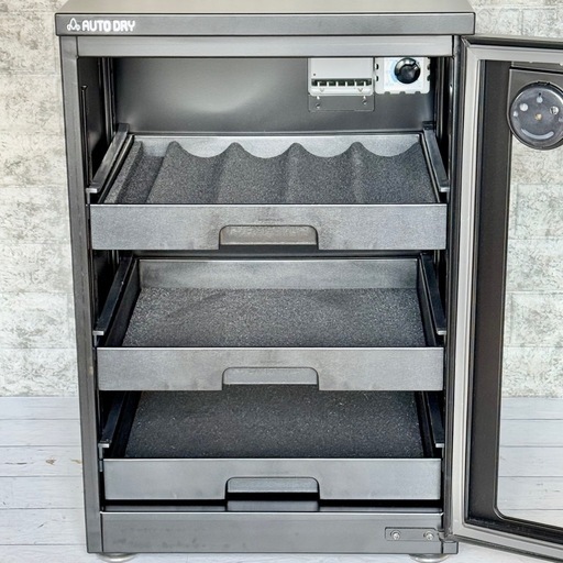 東洋リビング オートクリーンドライ 縦型 防湿庫 ED-81SS 棚3段 鍵無し 東洋リビング オートクリーンドライ 縦型 防湿庫 ED-81SS 棚3段 鍵無し