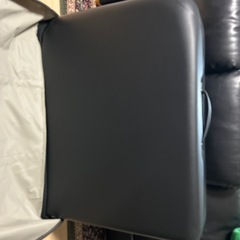 マッサージ用ベッド
の画像