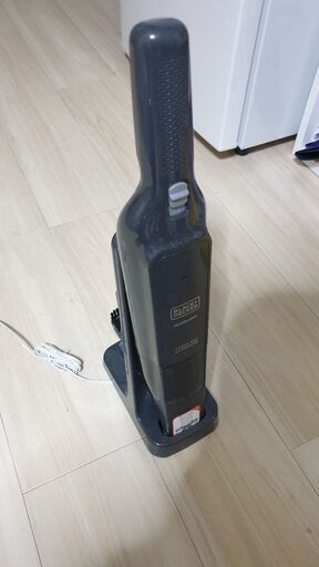 無線掃除機（充電式）BLACK+DECKER (jung) 大町西公園の生活家電《掃除機》の中古あげます・譲ります｜ジモティーで不用品の処分
