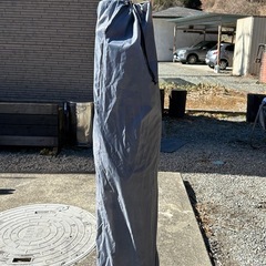 キャンプ用折りたたみ簡易ベッド（クッション付き）の画像
