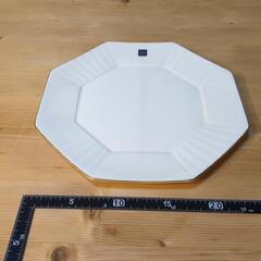 ★GIVENCHY お皿1枚  新品・未使用の画像