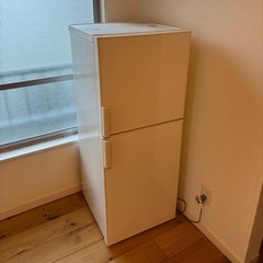 電気冷蔵庫・１３７Ｌ