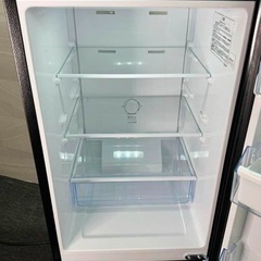 新生活応援‼️ 大特価‼️美品‼️Hisense ノンフロン冷凍冷蔵庫 124L 大容量ドアポケット スリムボディ 2023年製 HR-B1…  (カナリヤ) 六会日大前のキッチン家電《冷蔵庫》の中古あげます・譲ります｜ジモティーで不用品の処分
