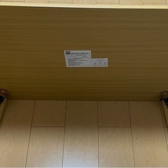 テーブルとラック
の画像