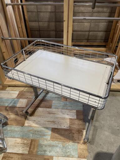 ②業務用ワゴン　キャスター付き　900×595×780　店舗用品　展示　ワゴン