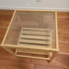 IKEA サイドテーブルの画像