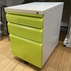 インキャビネット キャスター付き グリーン 金属製 美品 