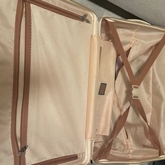 キャリーケースの画像