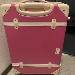 キャリーケースの画像
