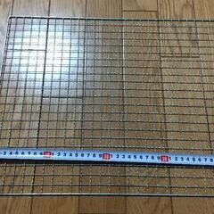 金属製の焼き網、BBQに  約45cm x 35cmの画像
