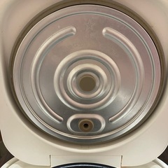 炊飯器 3合炊き ニトリ 白の画像