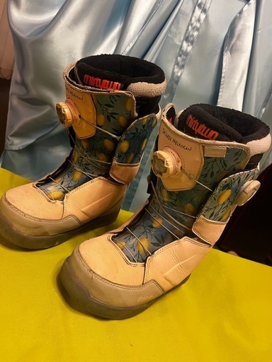 スノーボード　ブーツ　thrtytwo  ダブルBOA