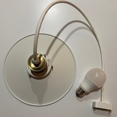 吊り下げペンダントライトの画像